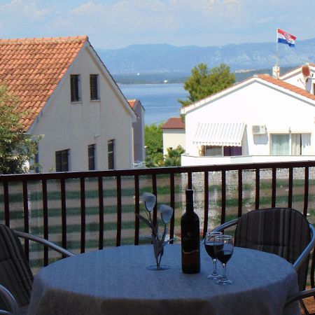 Apartment Mia Малинска Экстерьер фото