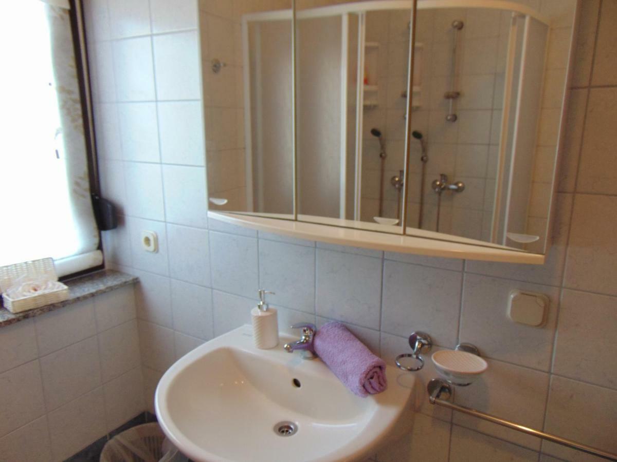 Apartment Mia Малинска Экстерьер фото