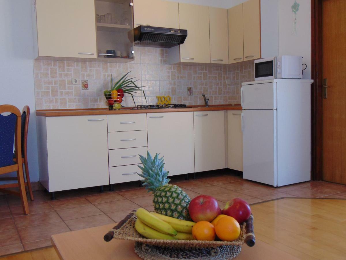 Apartment Mia Малинска Экстерьер фото