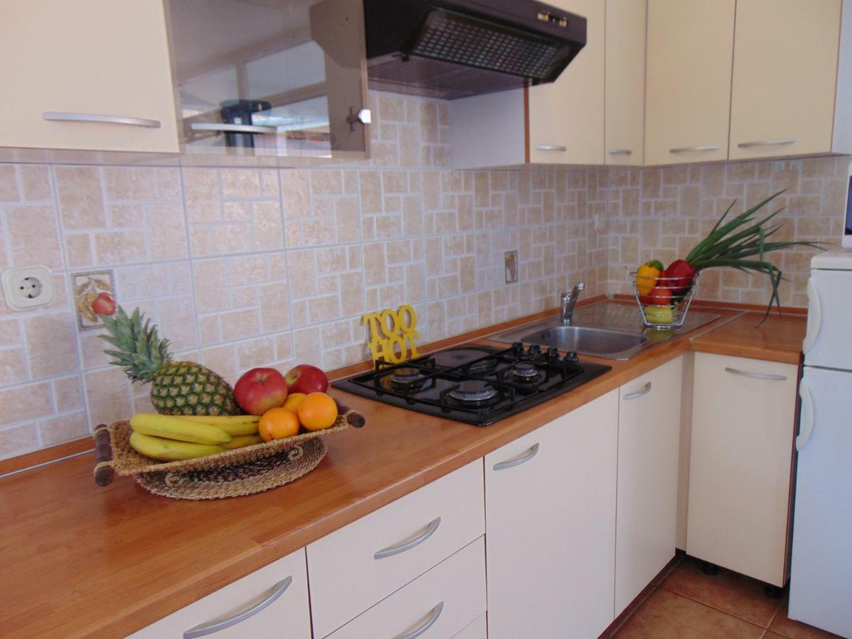 Apartment Mia Малинска Экстерьер фото