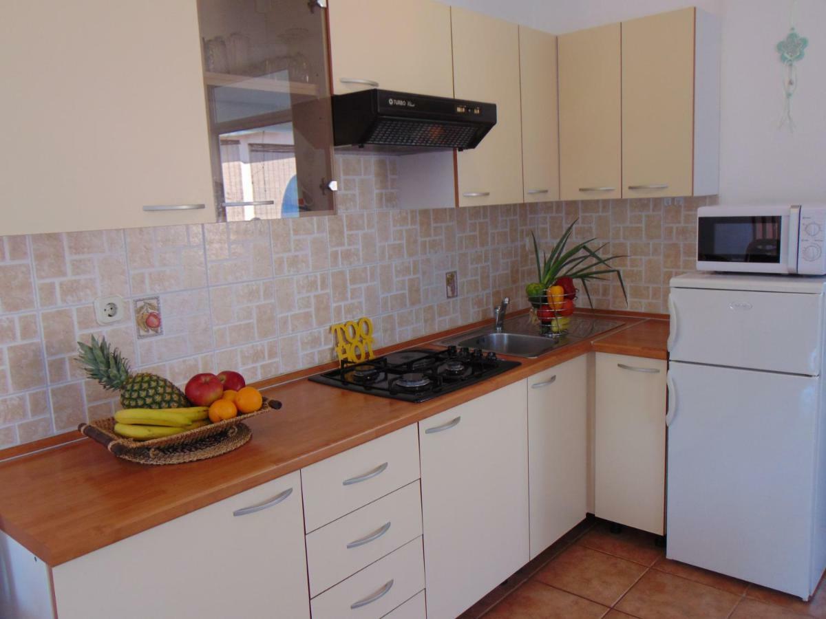 Apartment Mia Малинска Экстерьер фото